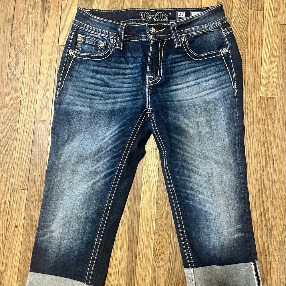Miss Me Mid Rise Open Pocket Capri Jeans Size 27